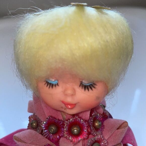 Two vintage kitschy dolls made from kits - Picture 4 of 9